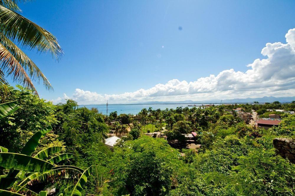 Hotel Mont Joli Cap-Haïtien Exteriör bild